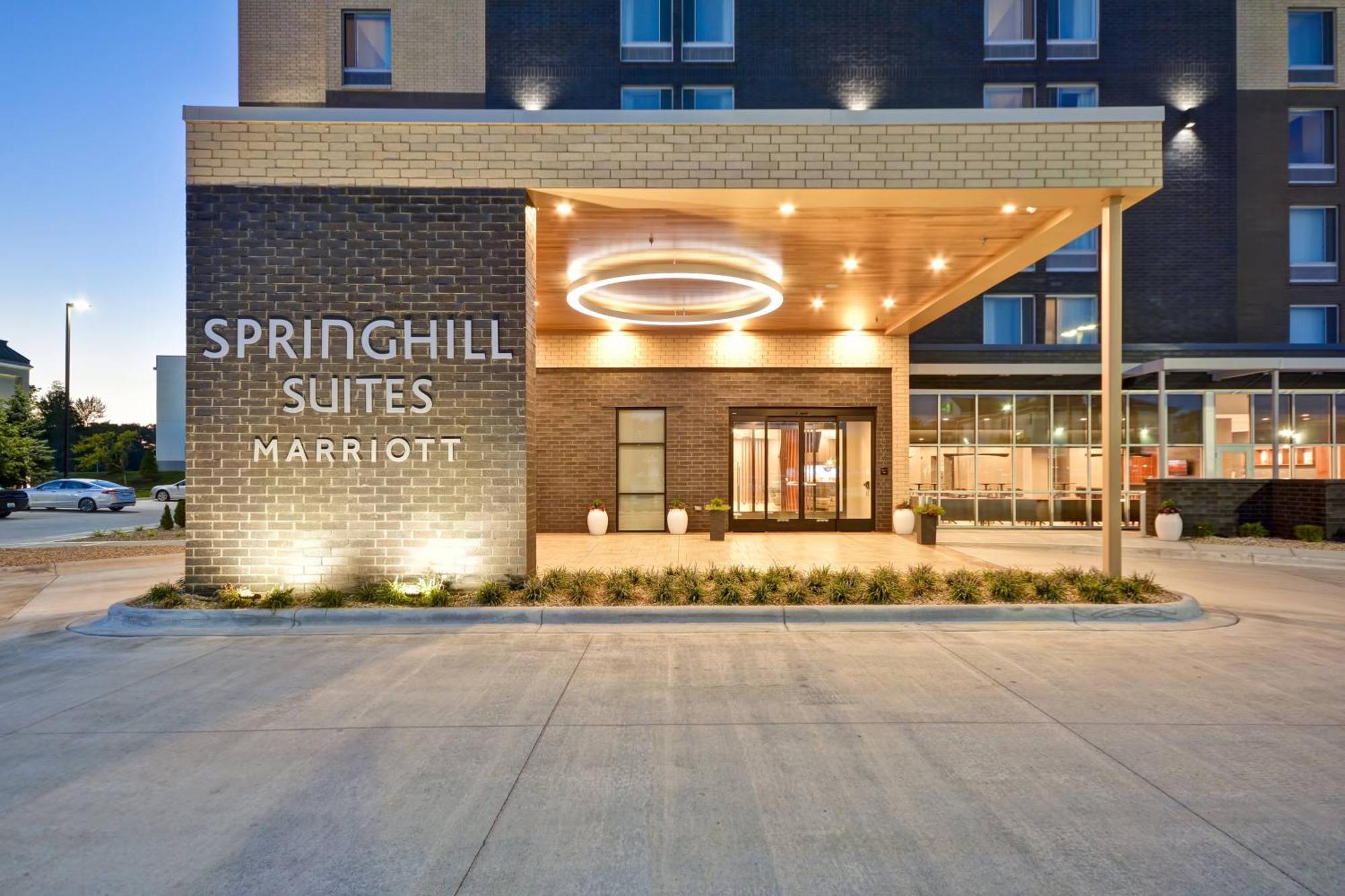 Springhill Suites By Marriott Cincinnati בלו אש מראה חיצוני תמונה