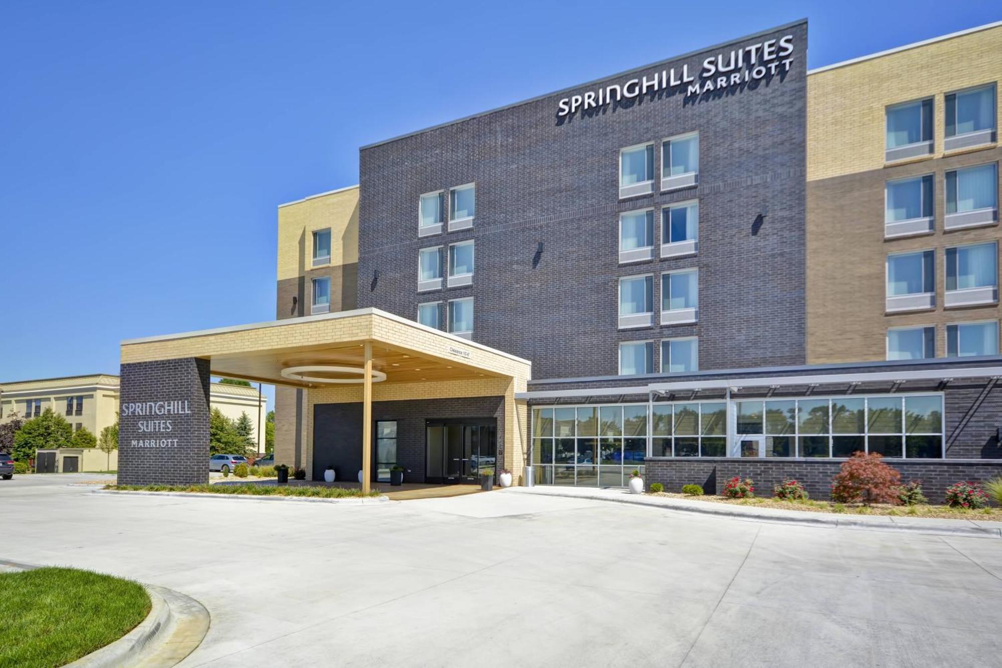 Springhill Suites By Marriott Cincinnati בלו אש מראה חיצוני תמונה